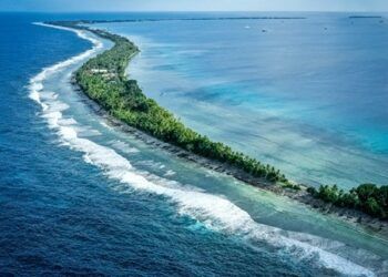 Otok Tuvalu v južnem Pacifiku. Romaine W/Shutterstock