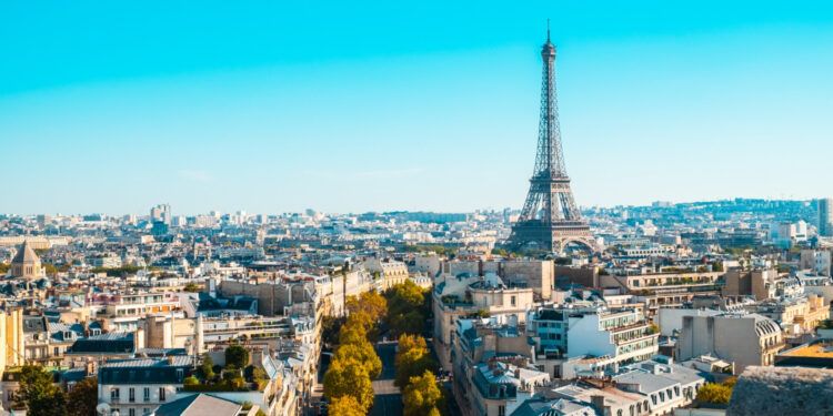 Pariz – vročinski valovi – izziv prenove mesta