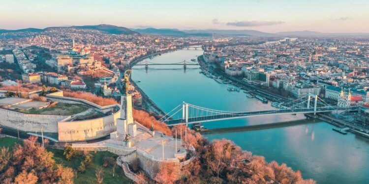 OBČINSKE FINANČNE PLATFORME NADGRANJA OBČINSKIH PRORAČUNOV