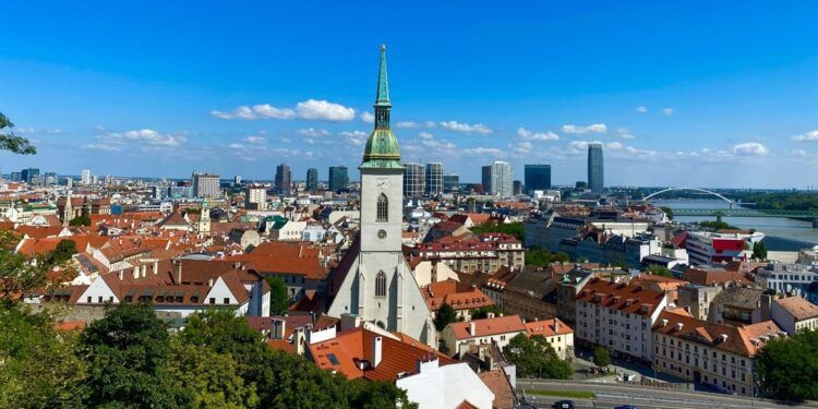 OBČINSKE FINANČNE PLATFORME NADGRANJA OBČINSKIH PRORAČUNOV